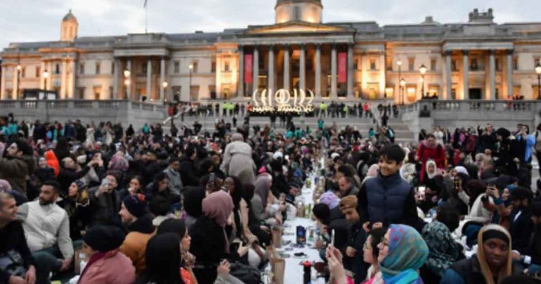 fast-breaking at Trafalgar Square