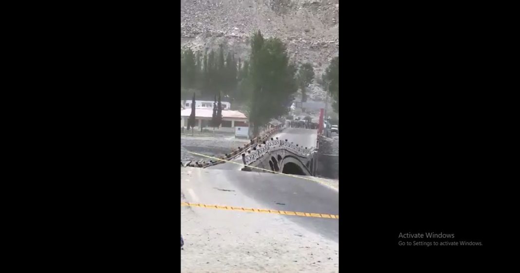 Bridge collapses gilgit baltistan