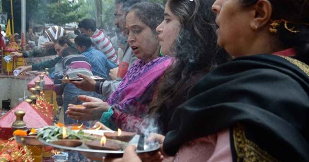 Kashmir violence at Hindu festival