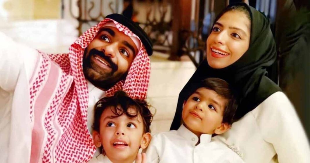 Woman prison over Twitter use