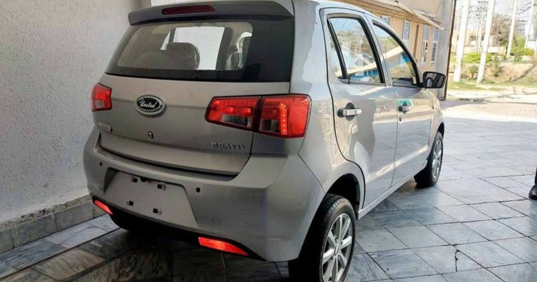 United reduces car prices