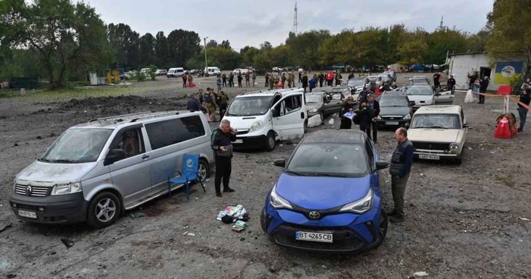 Civilians killed in Russian strike