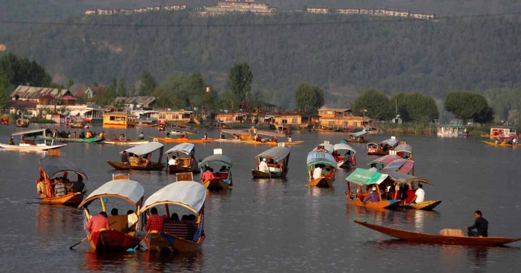 Kashmir travel destination for Indians