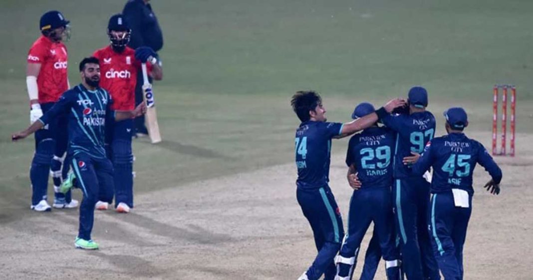 Pakistan beat England in T20I
