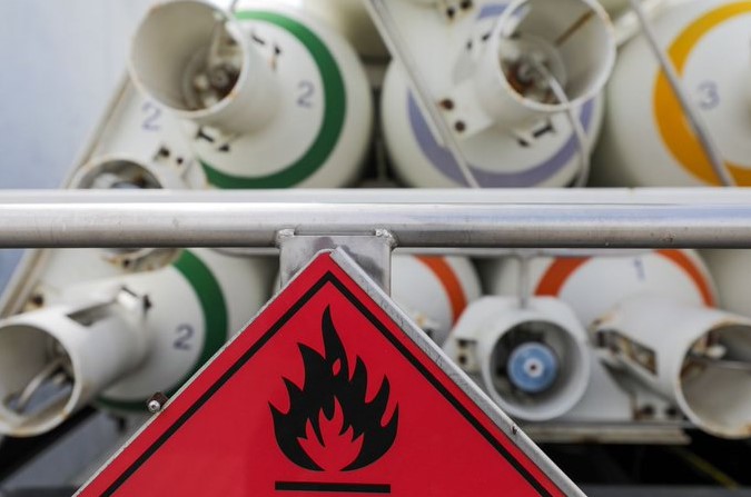 Qatar build ammonia plant