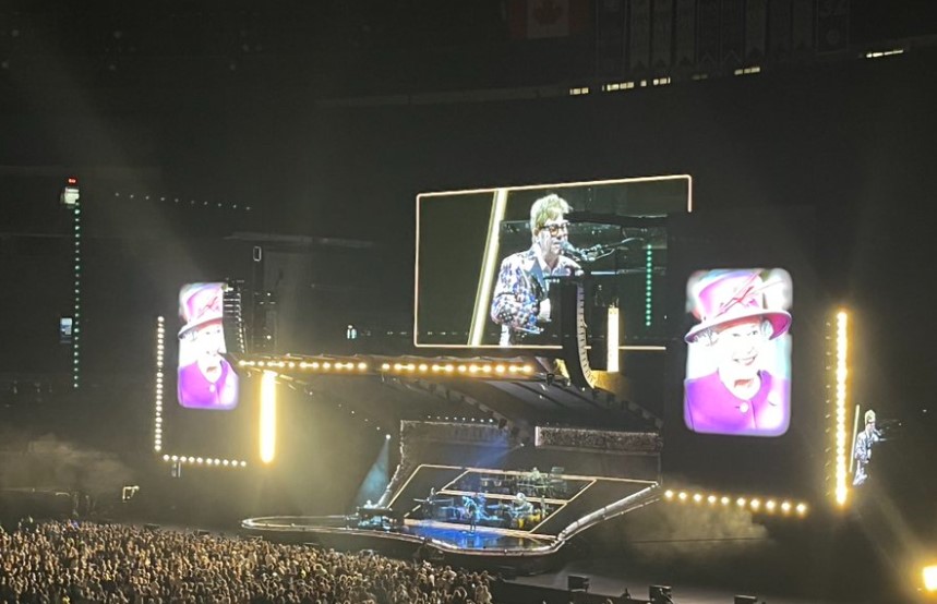 Toronto tribute to Queen Elizabeth