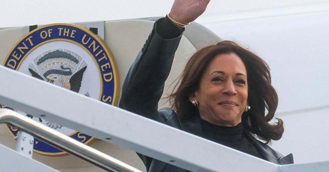 Harris visit Demilitarized zone