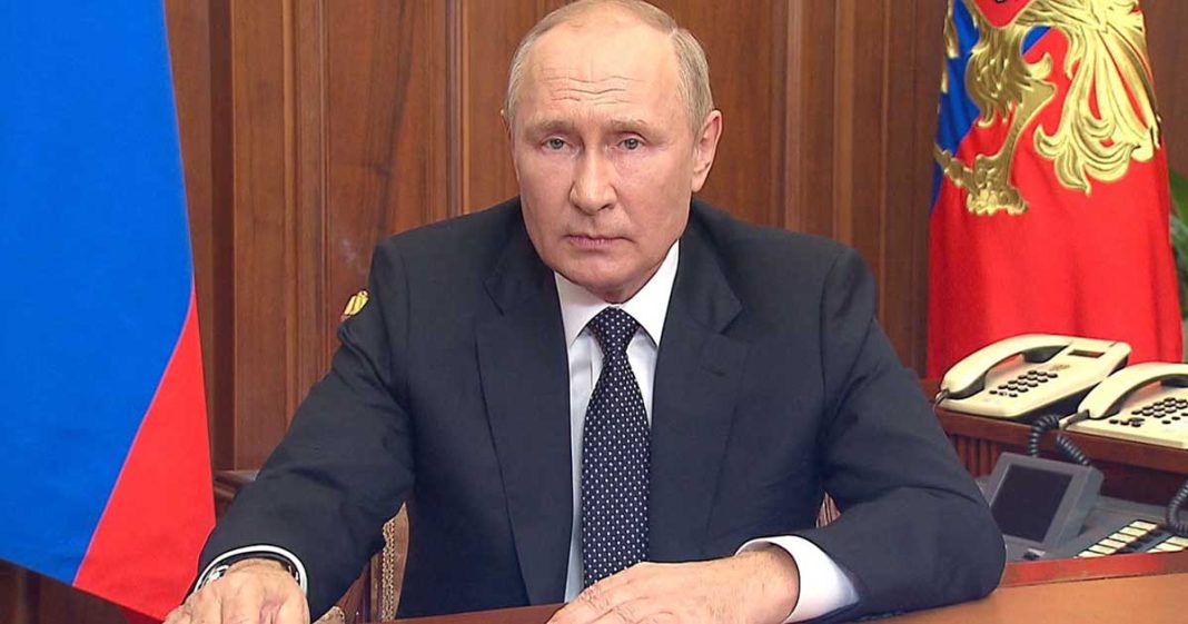 Putin Threatens Kyiv 