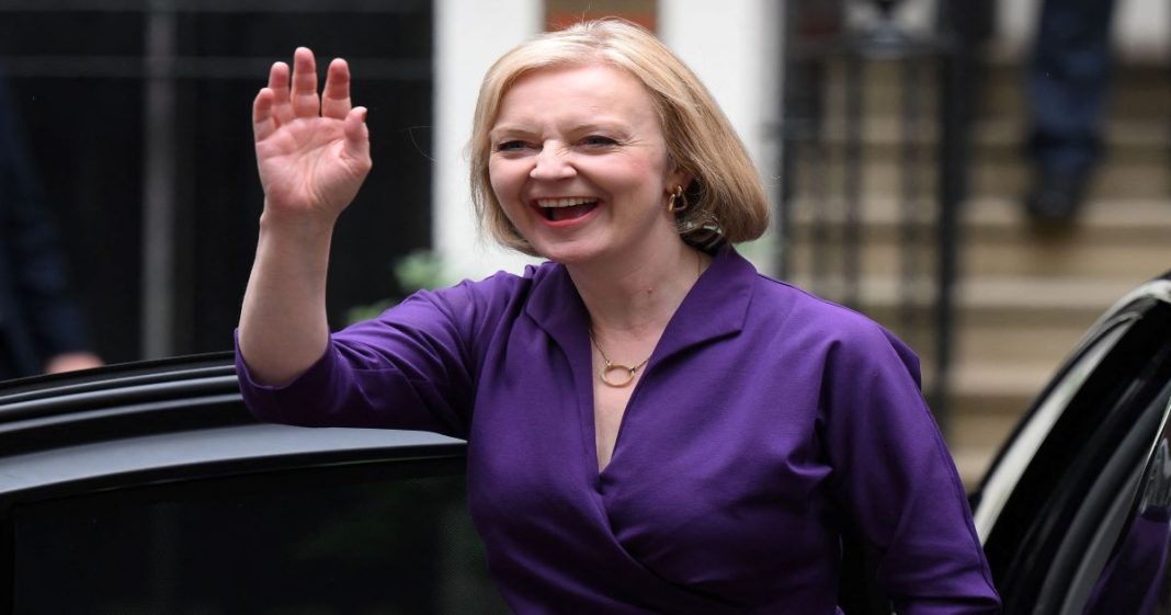 Liz Truss resigns as UK prime minister