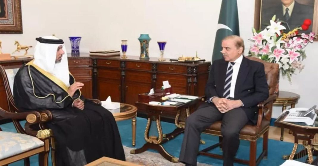Pakistan dedicated to improving ties with UAE: PM