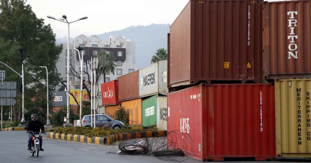 Imran Khan's long march turns Islamabad into city of containers