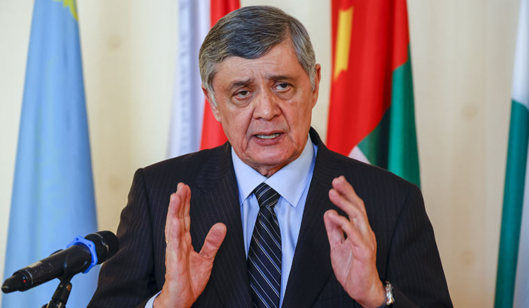 Zamir-Kabulov.
