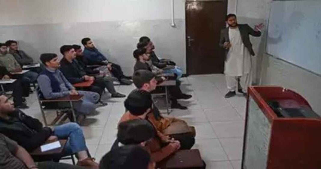 Afghan universities reopen but women still barred