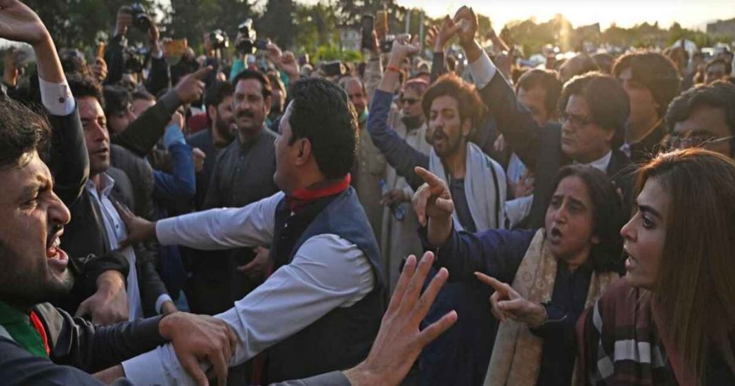 polarization in Pakistan