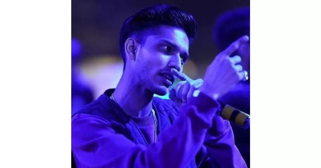 Talha Anjum tweep political