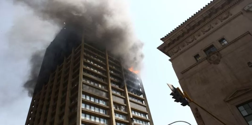 Devastating Fire Engulfs Johannesburg