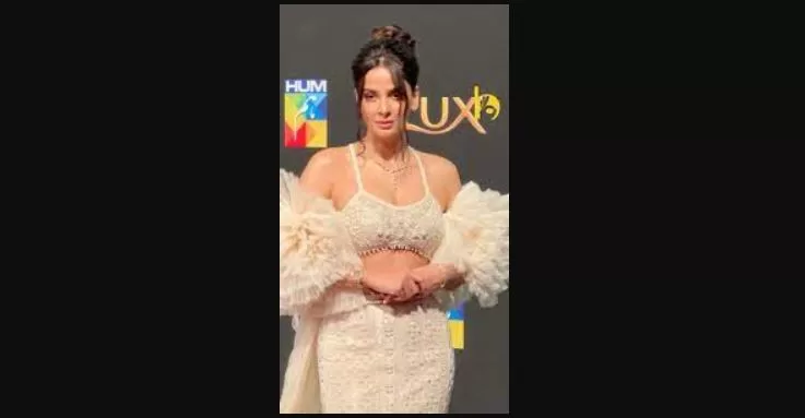 Saba Qamar's Controversial Outfit Steals the Spotlight at Lux Style Awards