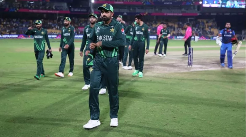 Pakistan's World Cup Dreams Shattered, NZ Enters Semi-Finals