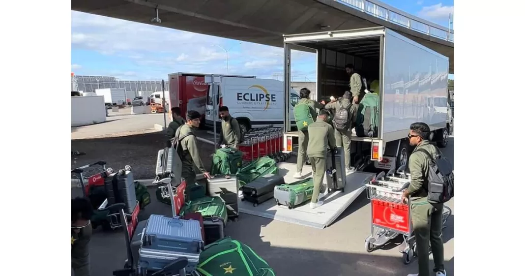 Pakistan Team luggage Sydney