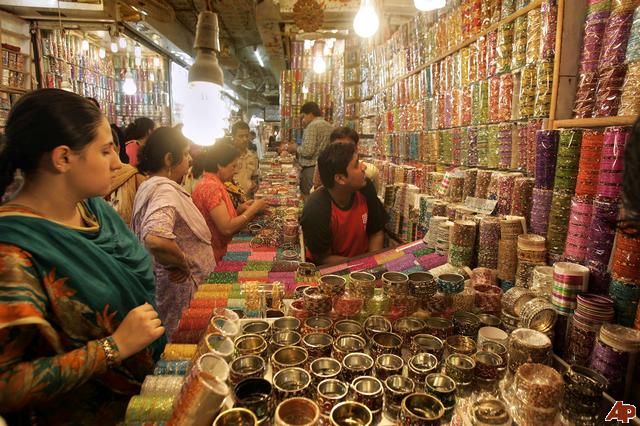 BANGLES MARKET