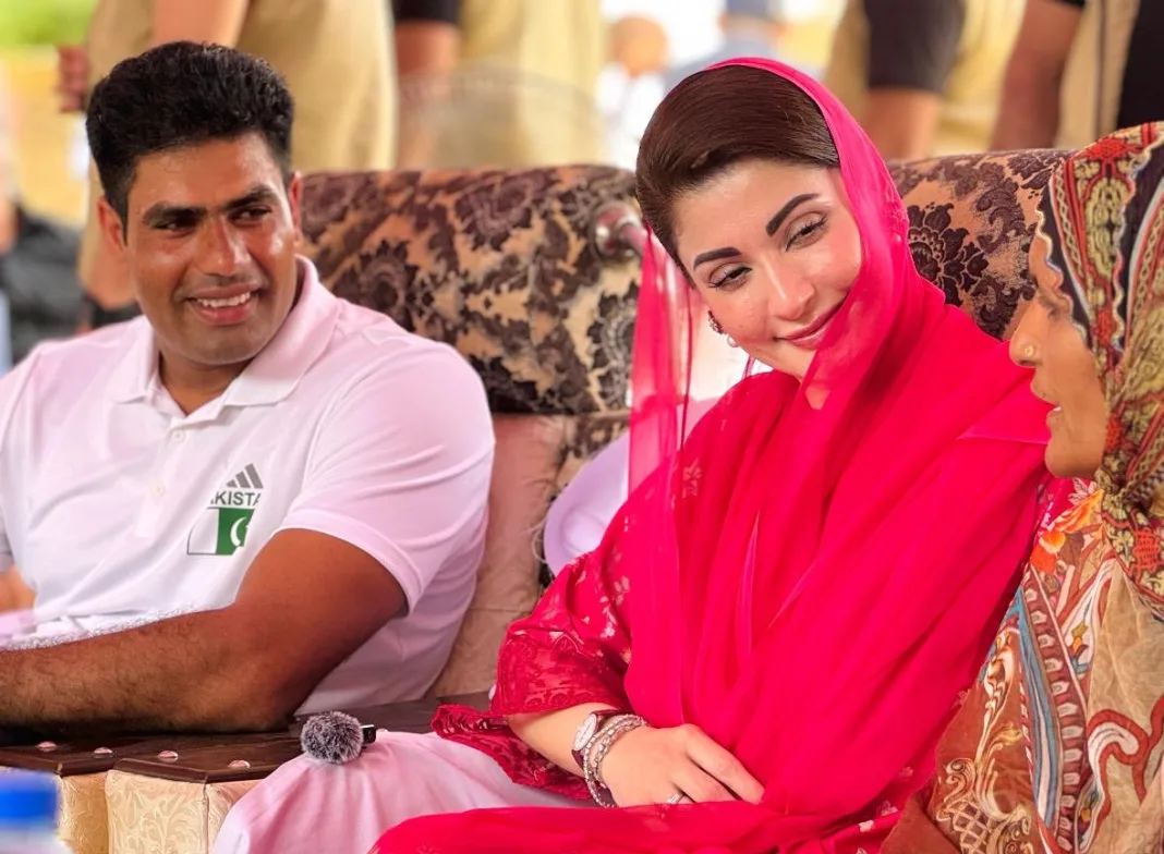 MARYAM NAWAZ MEETS ARSHAD NADEEM