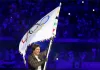 Tom Cruise hands Olympic flag to LA