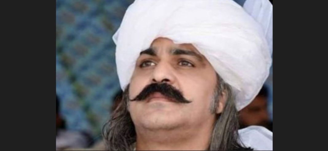 Ali Amin could save Pakistan. But does he know it?