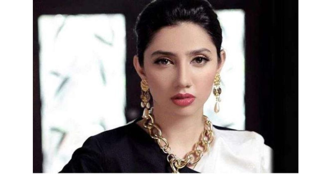 Mahira Khan ramp walk