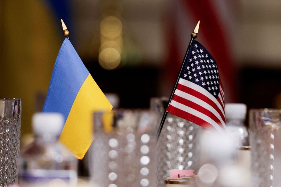 Trump Allies Hold Talks with Ukrainian Opposition Amid Aid Suspension