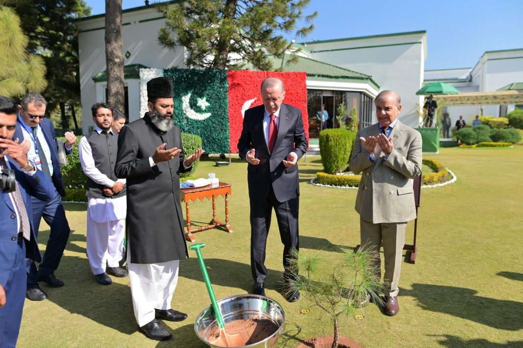 erdogan in pakistan
