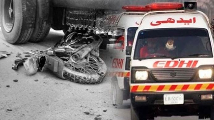 karachi road accident