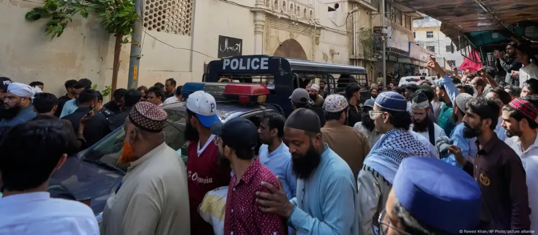 Karachi mob kills member of Ahmadi minority