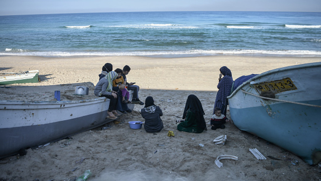 Egyptians launch symbolic initiative to deliver food to Gaza