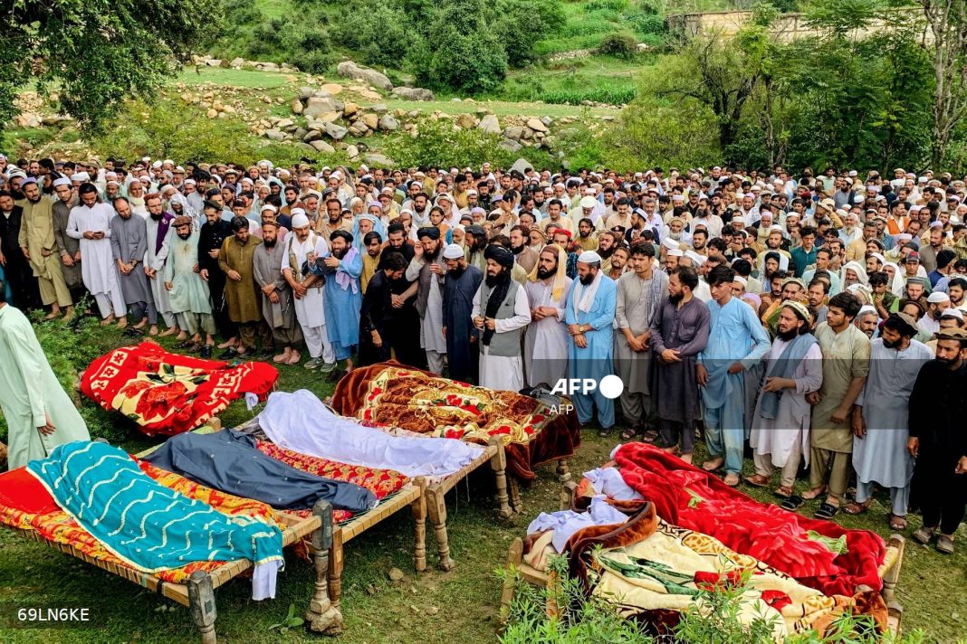 rescuers recover bodies after monsoon rains kill 320