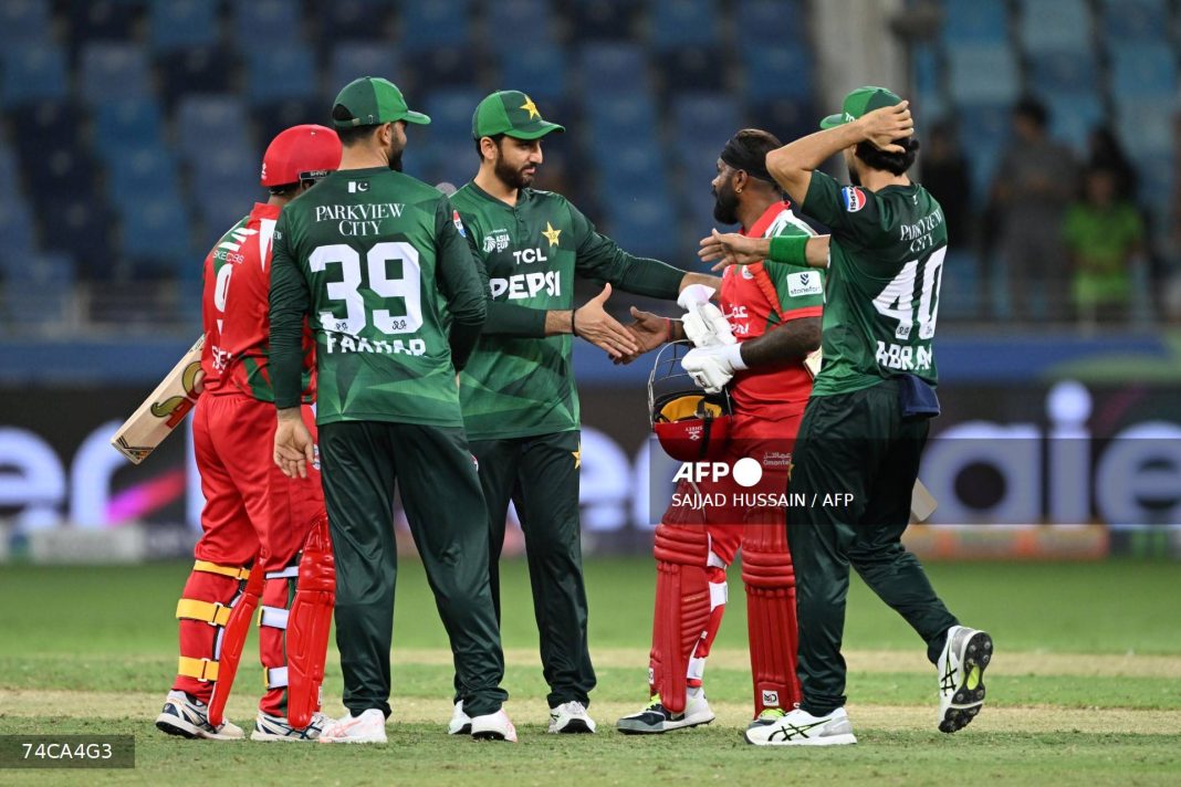 Akram tells Pakistan, India to forget noise and 'enjoy' Asia Cup clash