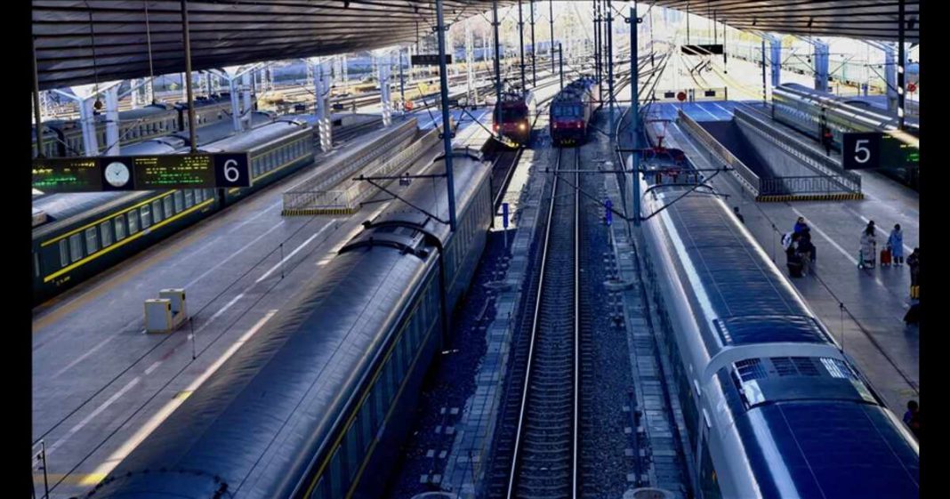 World’s fastest bullet train begins pre-service trials in China