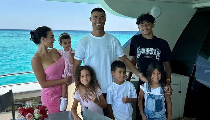 ronaldo and family