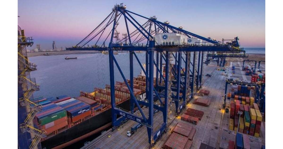 Pakistan, China Discuss $2.2 Billion Maritime Industrial Complex at Port Qasim