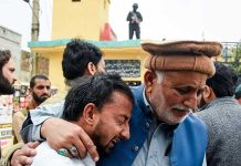 Pakistan compensates families of victims in mosque suicide attack 'Hideous, abhorrent act': Condemnations pour in as Pakistan mourns 32 dead in imambargah attack