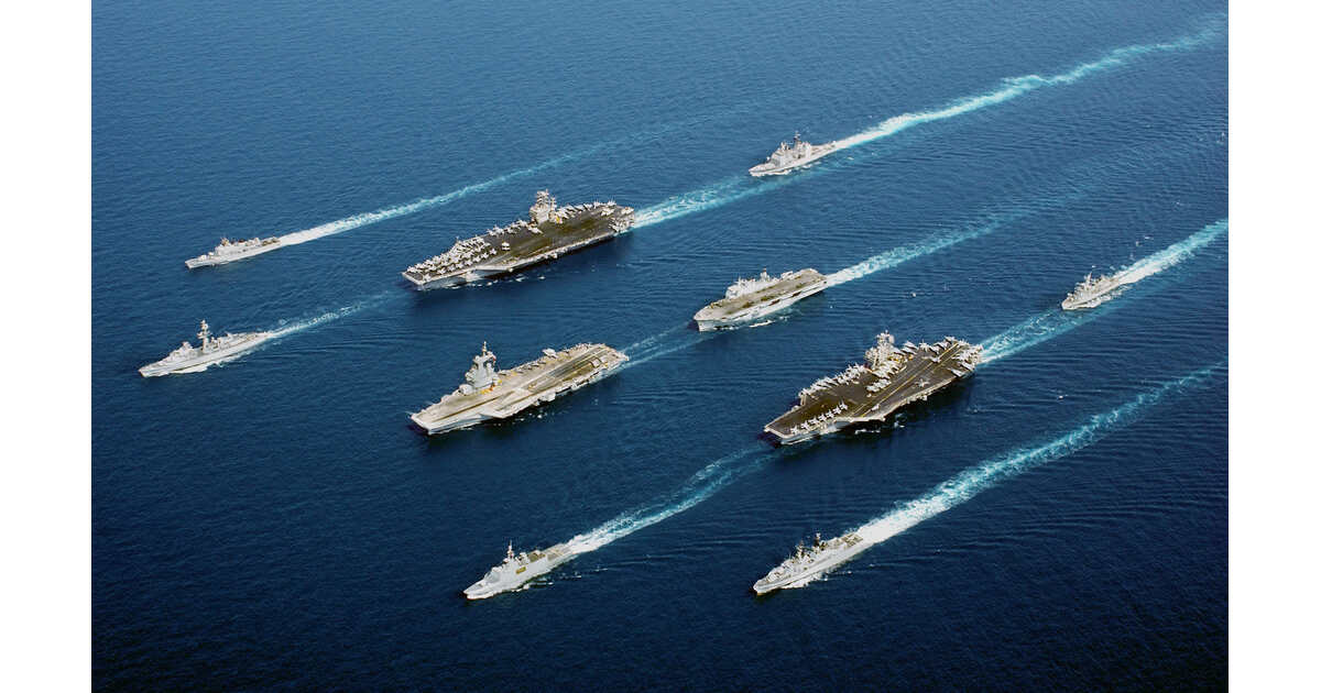 Trump Considers Second US Aircraft Carrier to Middle East Amid Renewed Iran Nuclear Talks