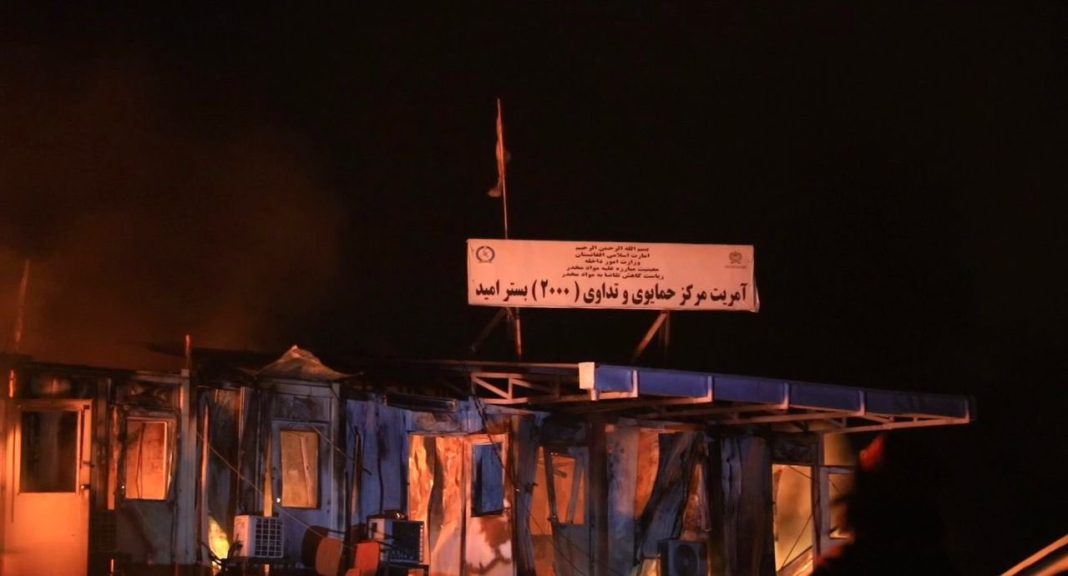 Afghanistan accuses Pakistan of killing 400 in hospital strike (VIDEO)