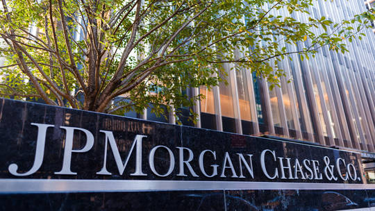 JPMorgan exec accused of making subordinate her ‘office sex slave’ – The Sun